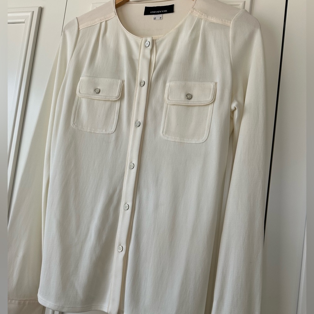 Jones New York Cream Button-Up Shirt, Size M - Picture 5 of 9